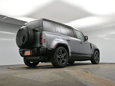 Used 2023 Land Rover Defender 110 X-Dynamic SE AWD/4WD image 46