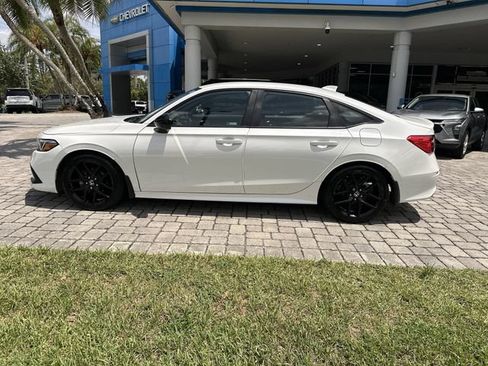 Used 2023 Honda Civic Sport image 32