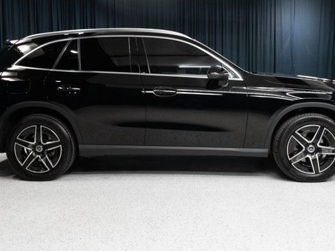 Certified 2026 Mercedes-Benz GLC 300 4MATIC image 4