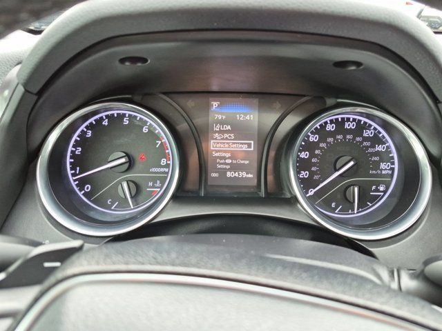 Certified 2019 Toyota Camry SE FWD image 11