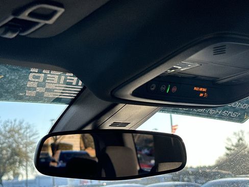 Certified 2022 Chevrolet Traverse LT w/ LPO, Floor Liner Package image 29