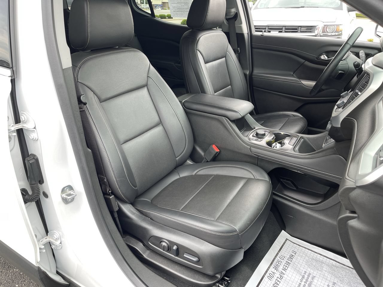 Certified 2023 GMC Acadia SLT w/ Technology Package FWD image 28