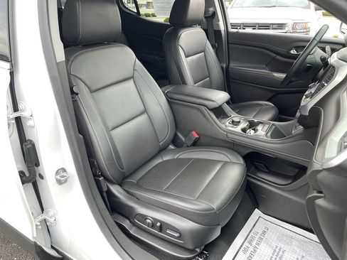 Used 2023 GMC Acadia SLT w/ Technology Package FWD image 28