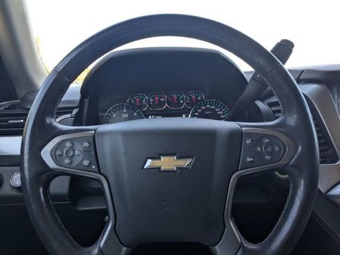 Used 2017 Chevrolet Suburban Premier image 24
