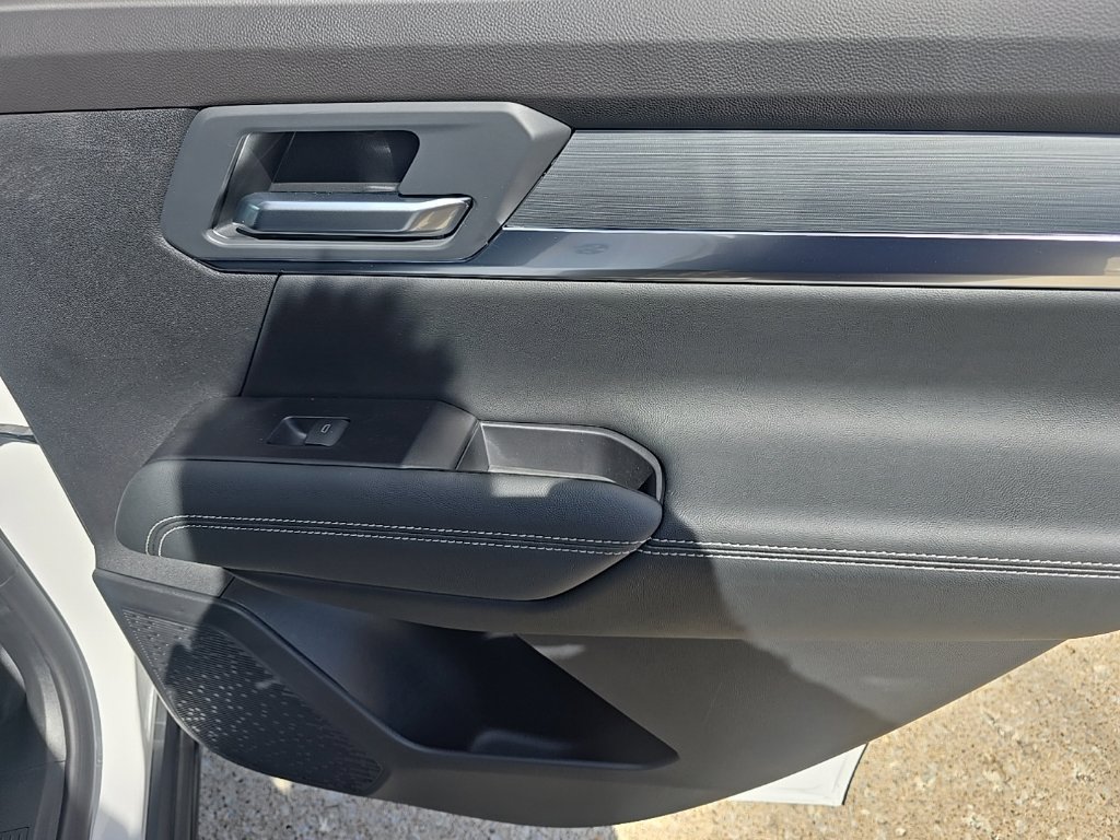 New 2027 GMC Terrain Elevation w/ Elevation Premium Package AWD/4WD image 11