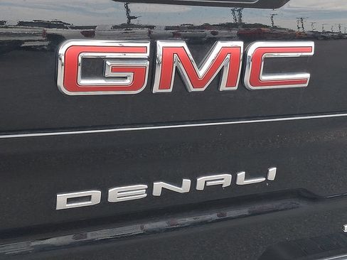 Used 2022 GMC Sierra 1500 Denali AWD/4WD image 31
