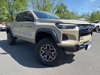 Used 2024 Chevrolet Colorado ZR2 w/ Technology Package