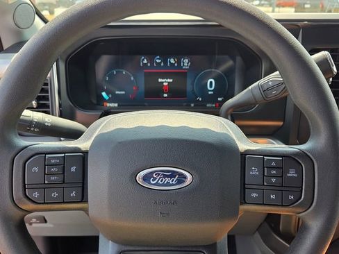 New 2026 Ford F250 XLT w/ XLT Premium Package AWD/4WD image 24