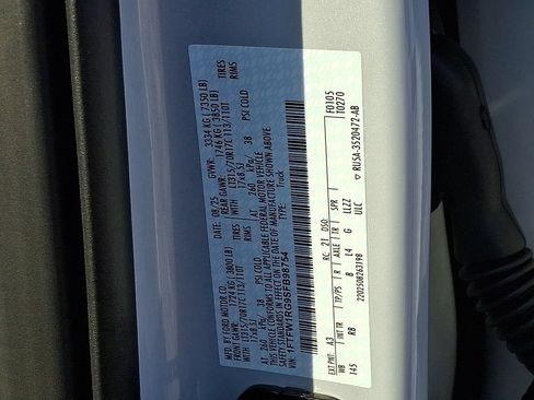 Used 2025 Ford F150 Raptor AWD/4WD image 27