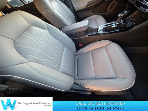 Used 2024 Buick Envista Avenir FWD image 18