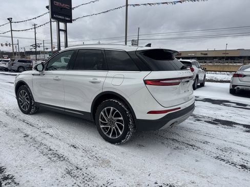 Used 2022 Lincoln Corsair AWD w/ Equipment Group 101A image 6