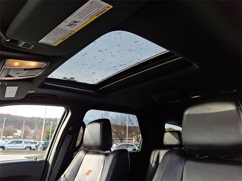 Used 2024 Dodge Durango GT image 14