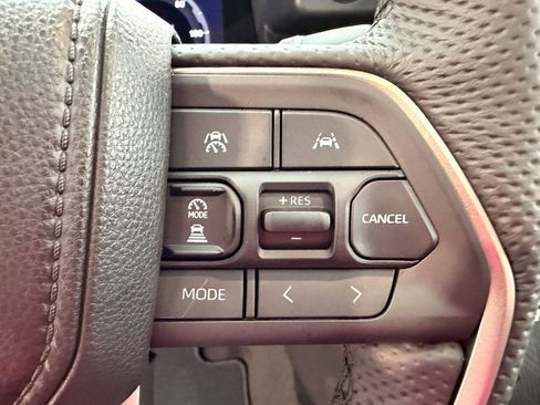 Used 2026 Toyota Tacoma Limited AWD/4WD image 17