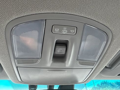 Used 2017 Hyundai Elantra Limited w/ Limited Ultimate Package 05 FWD image 21