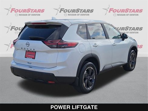 New 2026 Nissan Rogue SV image 4