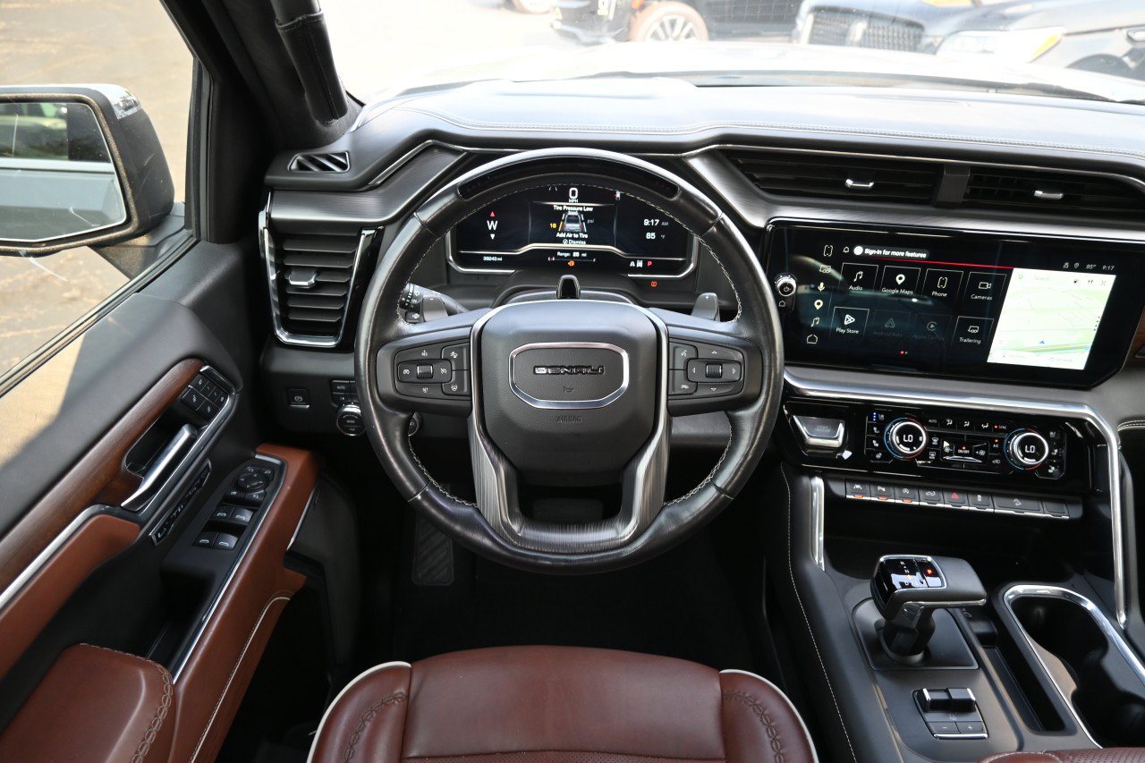 Certified 2025 GMC Sierra 1500 Denali Ultimate AWD/4WD image 9