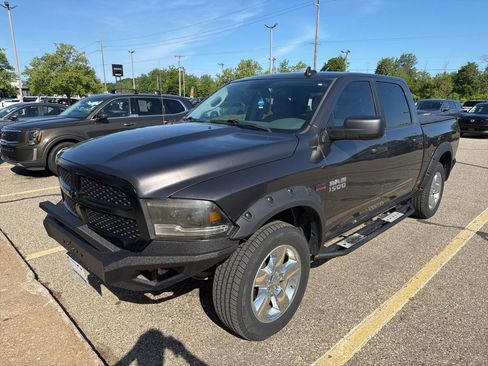 Used 2018 RAM 1500 Big Horn AWD/4WD image 1