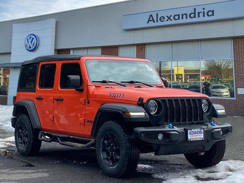 Used 2023 Jeep Wrangler Unlimited image 1