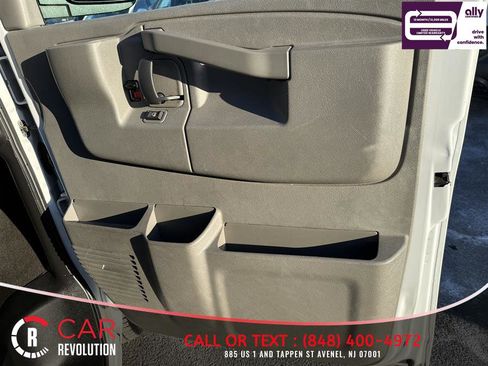 Used 2017 Chevrolet Express 2500 LT w/ LT Preferred Equipment Group image 16