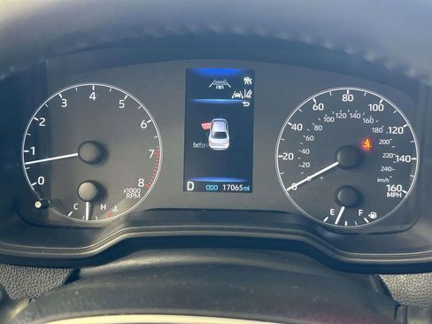 Used 2025 Toyota Corolla SE FWD image 29