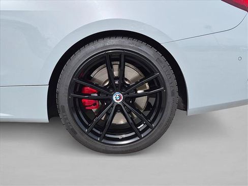Used 2023 BMW 440i xDrive Convertible w/ M Carbon Exterior Package AWD/4WD image 23
