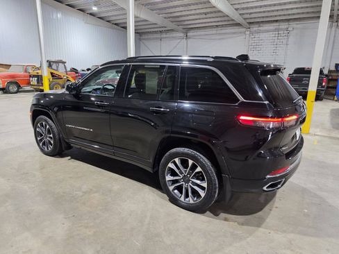 Used 2022 Jeep Grand Cherokee Overland w/ Adv Protech Group III AWD/4WD image 7