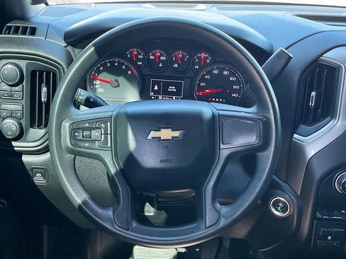Used 2025 Chevrolet Silverado 1500 W/T w/ Trailering Package AWD/4WD image 11