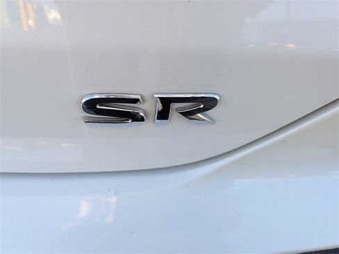 Used 2023 Nissan Kicks SR w/ SR Premium Package image 12