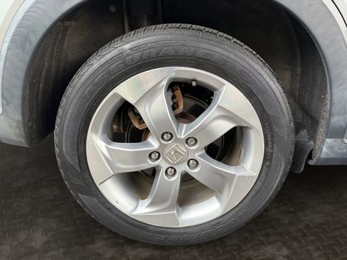 Used 2017 Honda HR-V EX image 38