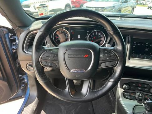 Used 2022 Dodge Challenger GT RWD image 16