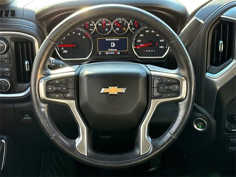 Used 2022 Chevrolet Silverado 2500 LT w/ Convenience Package image 14