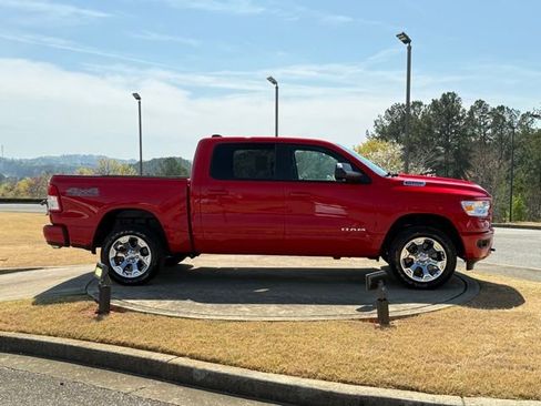 Used 2021 RAM 1500 Big Horn image 8