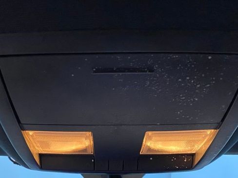 Used 2012 Dodge Challenger SRT8 image 28