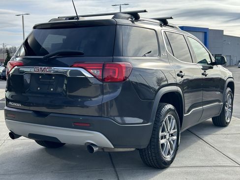 Used 2017 GMC Acadia SLE image 7
