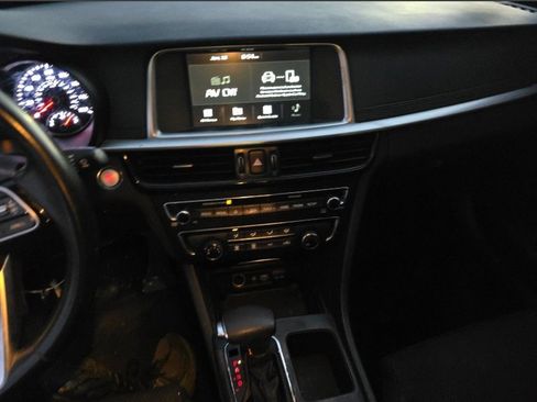 Used 2020 Kia Optima S image 12