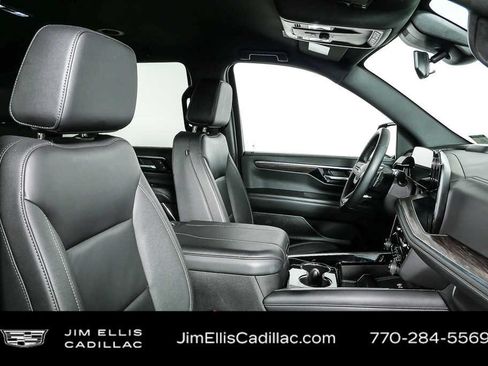 Used 2025 Chevrolet Tahoe LT AWD/4WD image 22