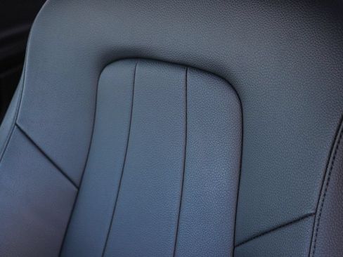 Used 2023 Mercedes-Benz GLB 250 4MATIC image 22
