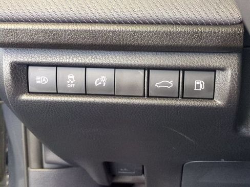 Used 2025 Toyota Camry SE FWD image 23