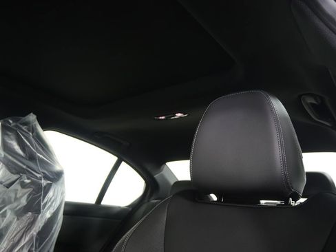 New 2026 BMW 330i Sedan image 12