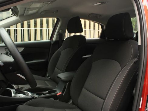 Used 2024 Kia Forte LXS FWD image 16