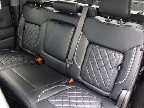 Used 2019 Chevrolet Silverado 1500 RST AWD/4WD image 18