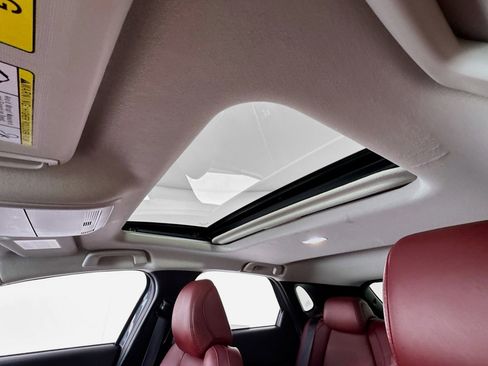 Used 2024 MAZDA CX-30 AWD 2.5 S w/ Preferred Package image 4