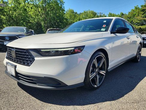 Certified 2023 Honda Accord Sport image 3