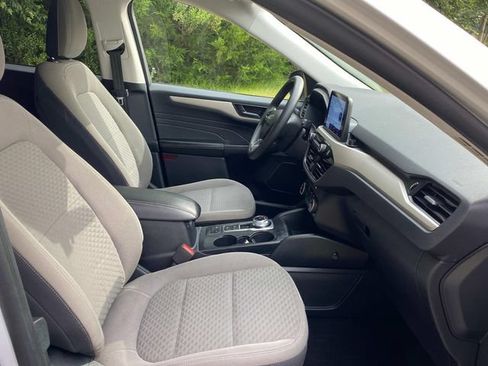 Used 2022 Ford Escape SE AWD/4WD image 35