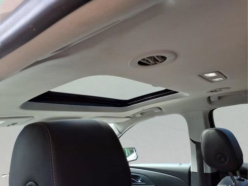 Used 2020 Chevrolet Traverse Premier w/ Redline Edition FWD image 14