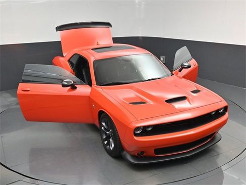 Used 2023 Dodge Challenger R/T Scat Pack w/ Plus Package image 44
