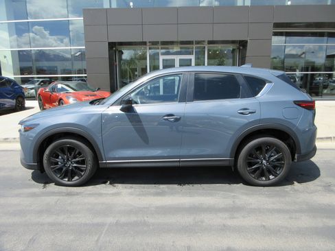 Used 2023 MAZDA CX-5 Carbon Edition AWD/4WD image 3