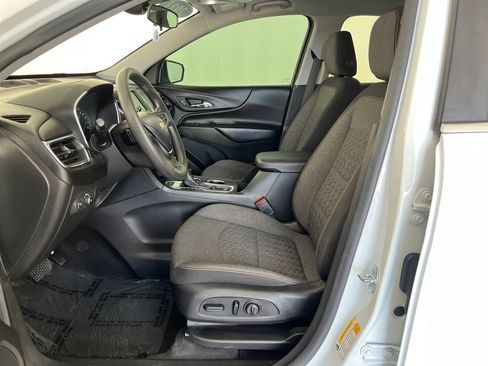 Used 2023 Chevrolet Equinox LT w/ LPO, Floor Liner Package AWD/4WD image 11