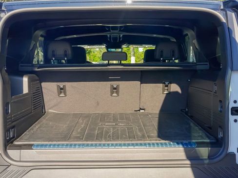 Used 2025 GMC Hummer EV 2X w/ Extreme Off-Road Package image 17