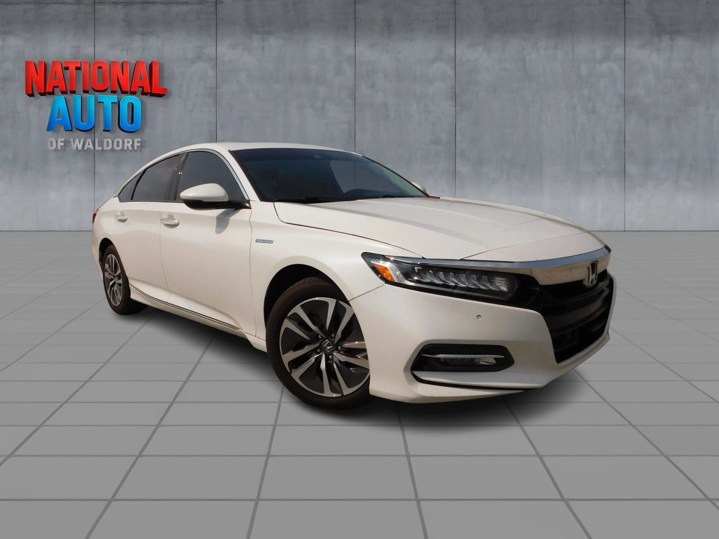 Used 2019 Honda Accord Touring image 1